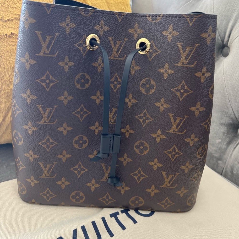 Louis Vuitton Neo Noe